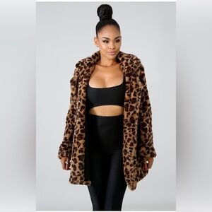 Chic Leopard Print Teddy Jacket
